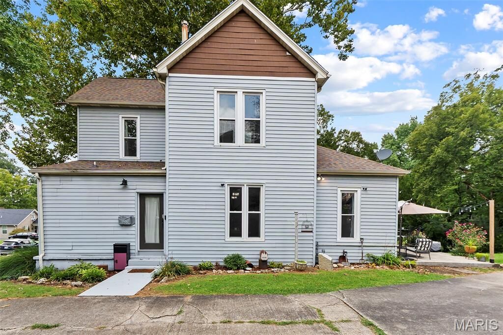 Property Photo:  214 W Mary Street  MO 63755 