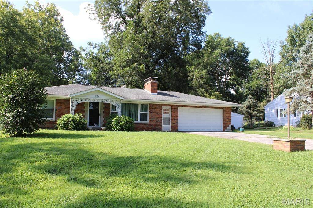 Property Photo: 109 Atlantic Street IL 62269