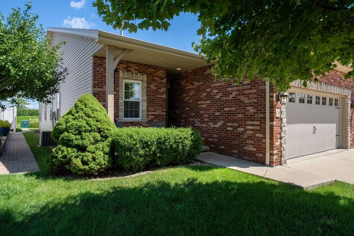 Property Photo:  31 Yukon Circle  IL 61705 
