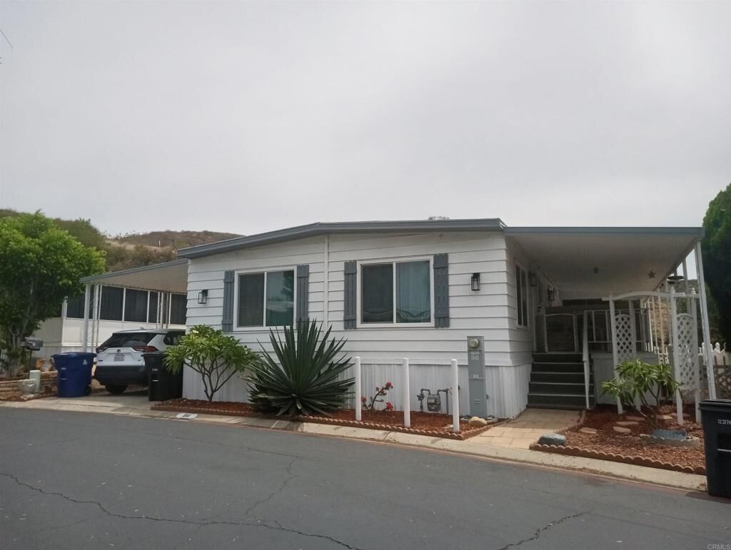 Property Photo:  9100 Single Oak Drive Spc 98  CA 92040 