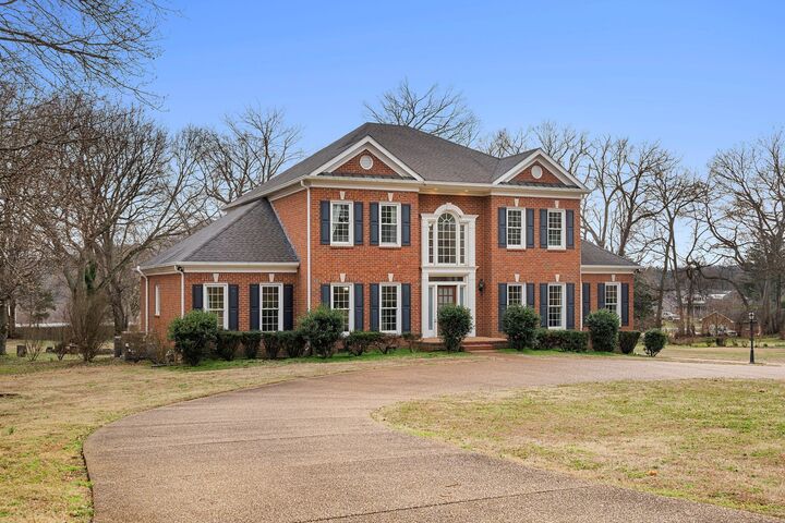 Property Photo:  501 Solomon Dr  TN 37064 