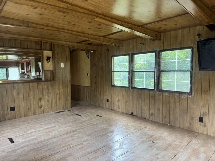 Property Photo:  78 Birchwood Drive  VT 05069 