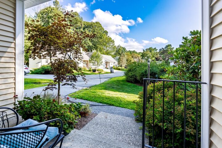 Property Photo: 6 Oak Ridge Road NH 03784
