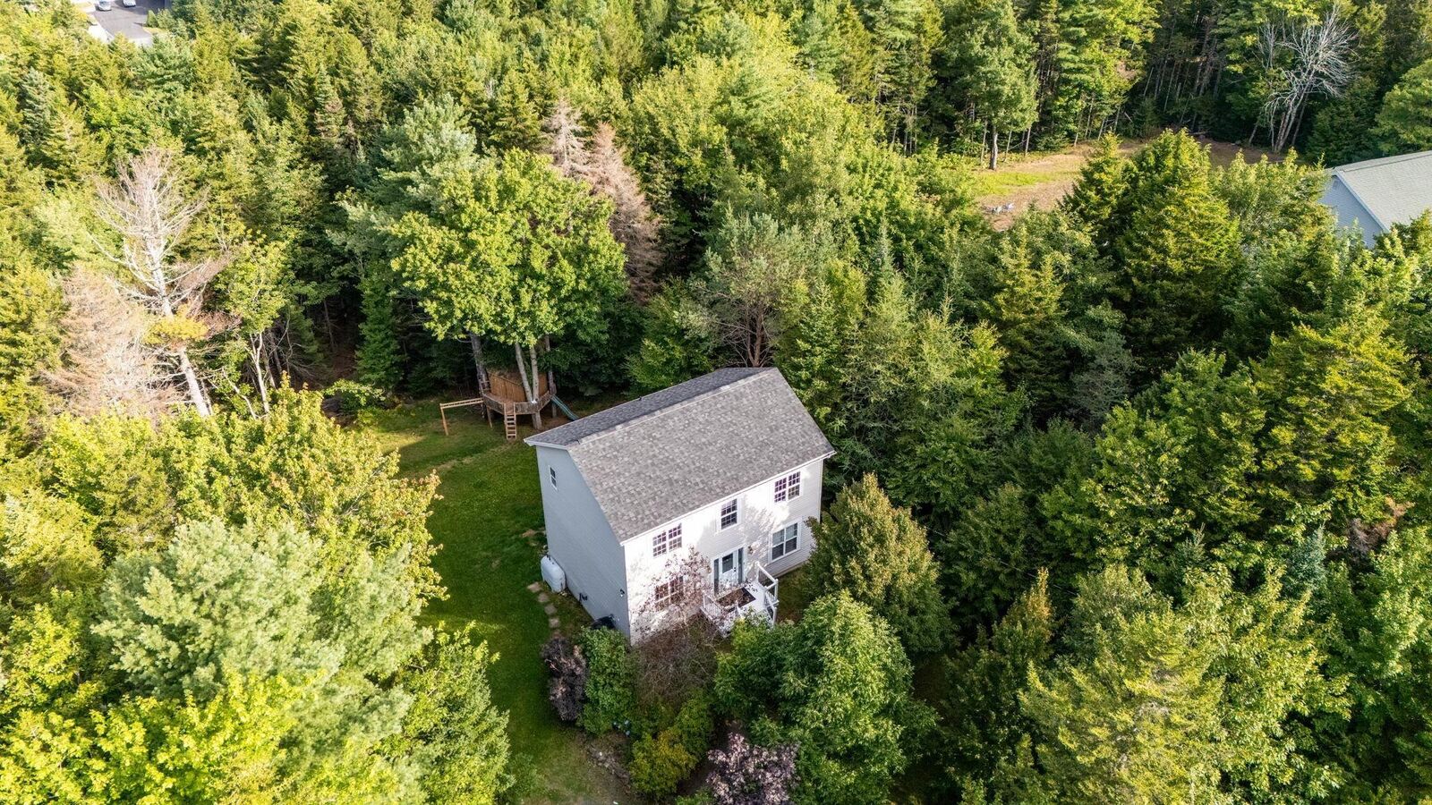 Property Photo: 68 Seth Aaron Drive NS B4B 1T1