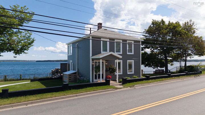 Property Photo:  87 Queen Street  NS B2A 1A7 
