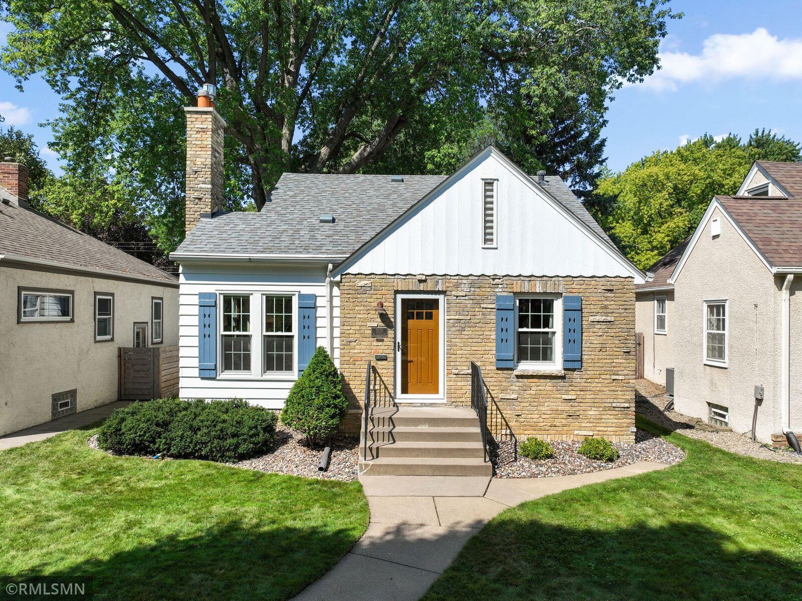 Property Photo:  3110 Cleveland Street NE  MN 55418 