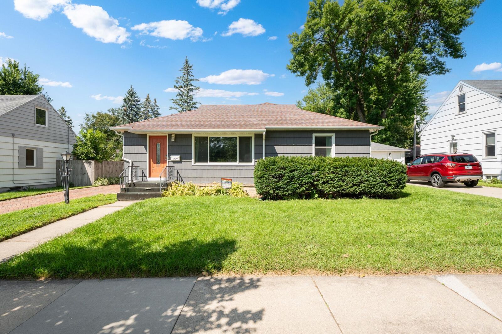 Property Photo:  1409 14th Avenue NW  MN 55901 