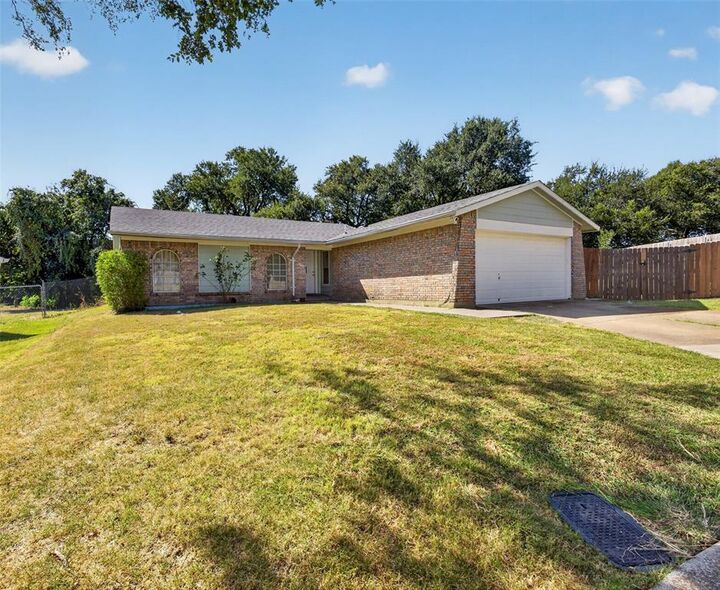 Property Photo: 120 Willow Street TX 75067