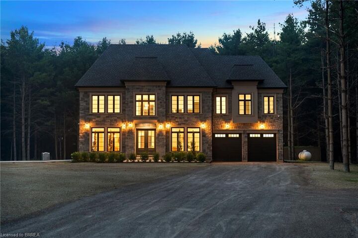 Property Photo: 5 West Harris Road ON N3T 5L4