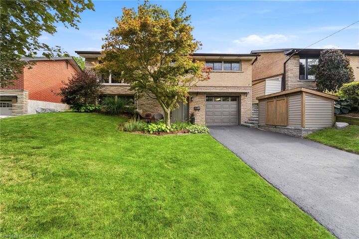 Property Photo:  177 Lower Horning Road  ON L8S 3H1 