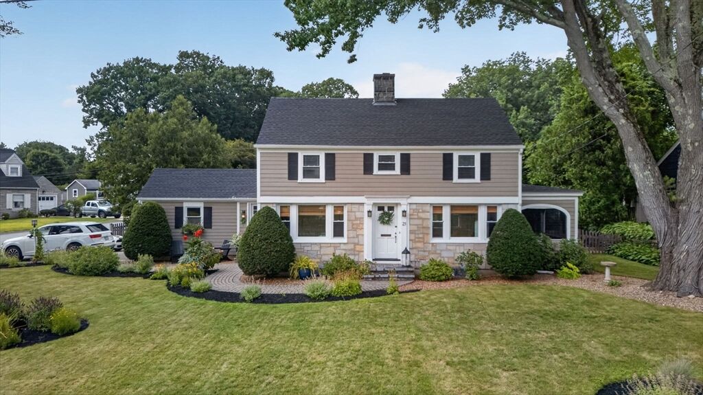 Property Photo:  21 Ashland St  NH 03064 