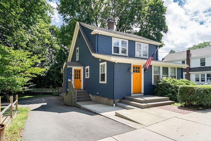 Property Photo:  5 Maple St  MA 02420 