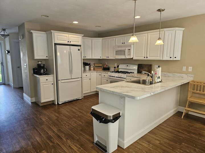 Property Photo:  45 Longview Circle B  MA 01432 