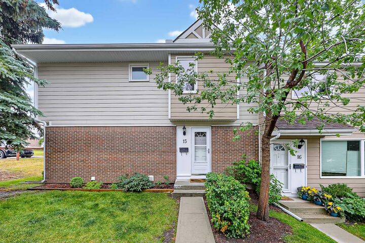 3620 51 Street SW 15 — photo 1