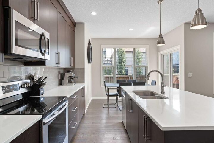 Property Photo: 39 Brightoncrest Point SE AB T2Z 5A6