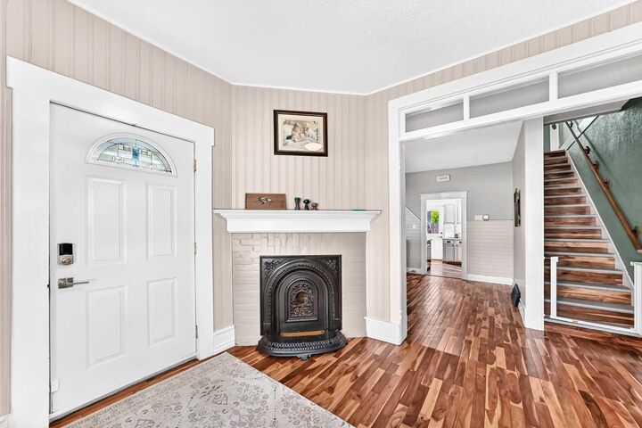 Property Photo:  160 20 Street  AB T0L 0Z0 