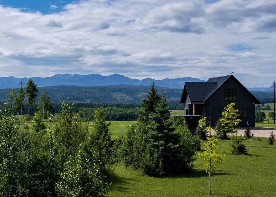 Property Photo: 213 Misty Valley Close AB T0M 2H0