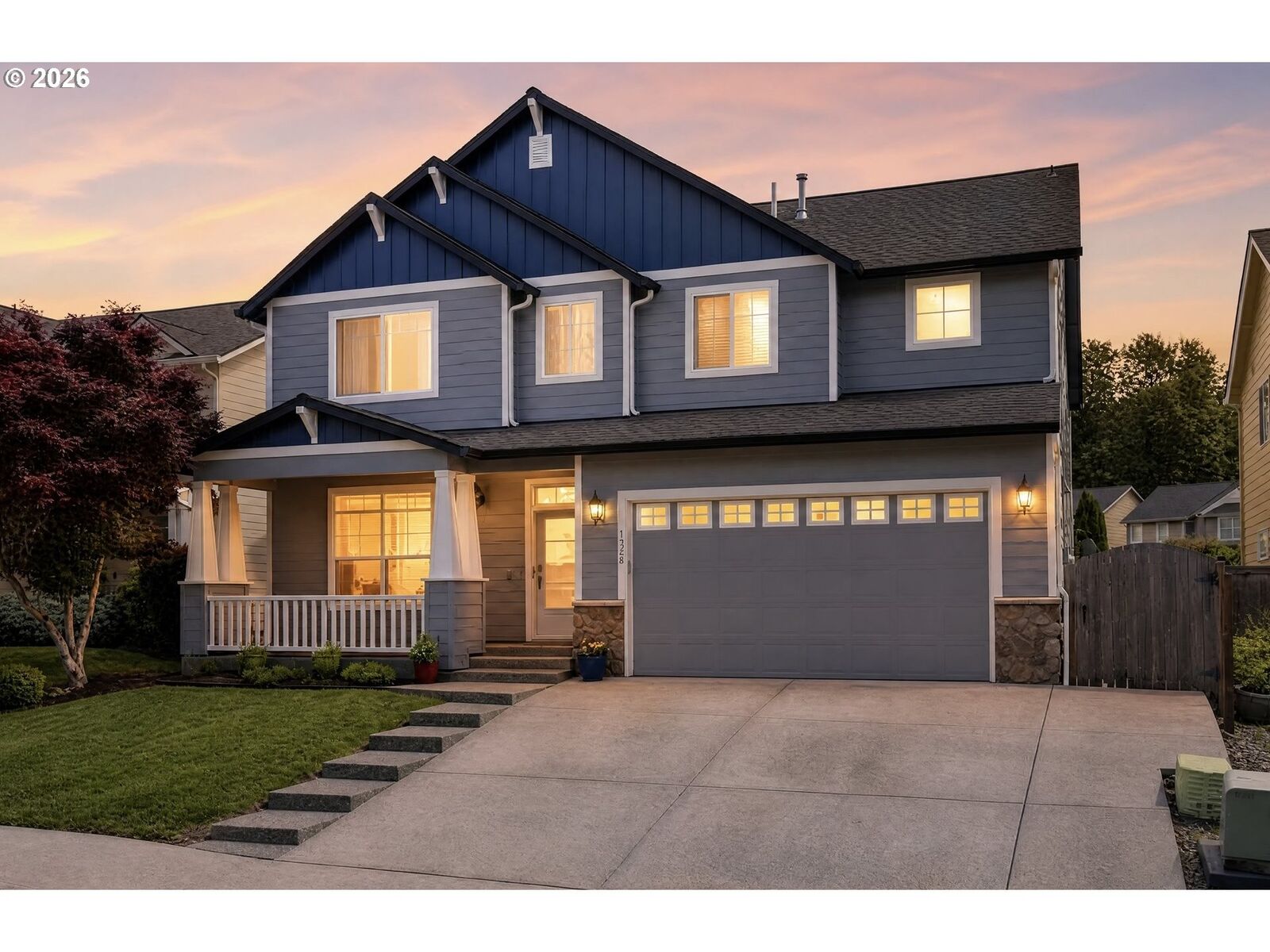 Property Photo: 1326 51st St WA 98671