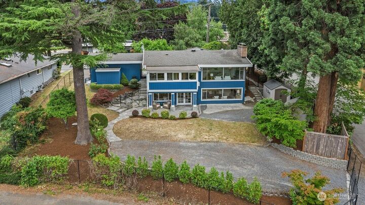 Property Photo: 5059 116th Avenue SE WA 98006