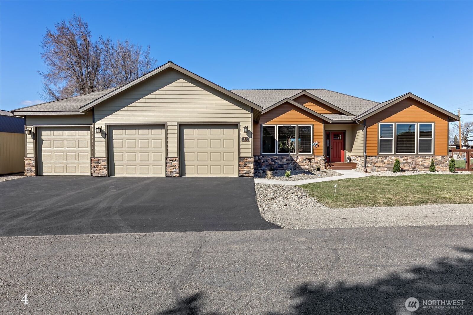 Property Photo:  41  Lyle Creek Lane  WA 98926 