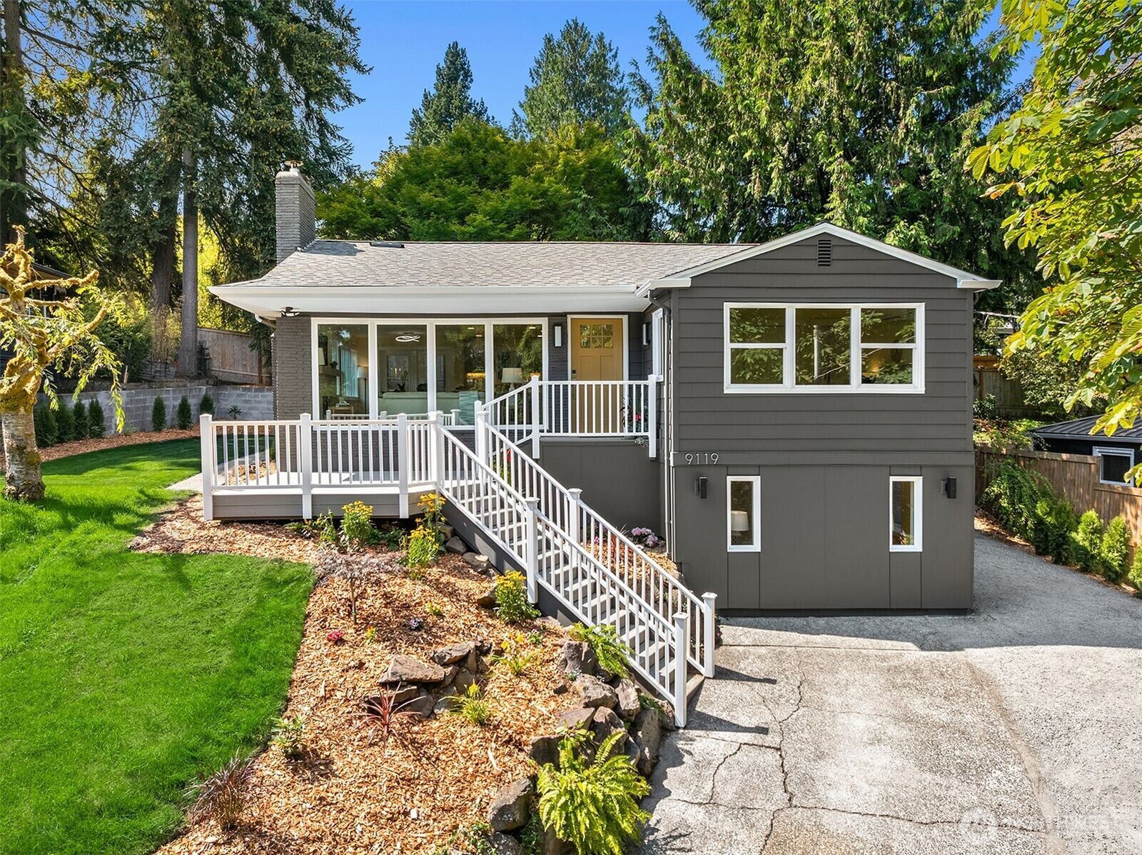 Property Photo:  9119  17th Avenue NE  WA 98115 