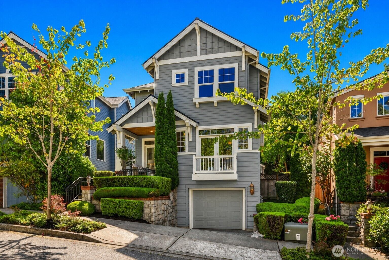 Property Photo: 1543 NE Iris Street WA 98029