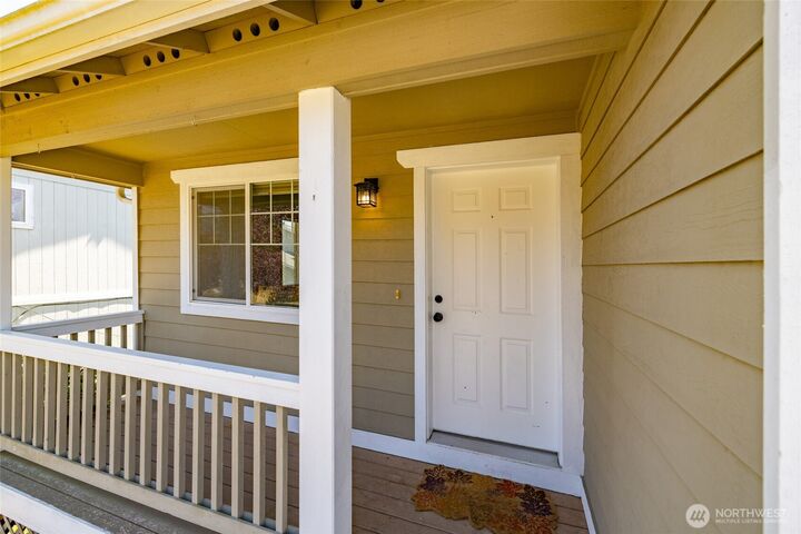 Property Photo: 1521 Portobello Avenue WA 98284