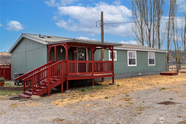 Property Photo: 148 Riverside Cutoff Road WA 98849