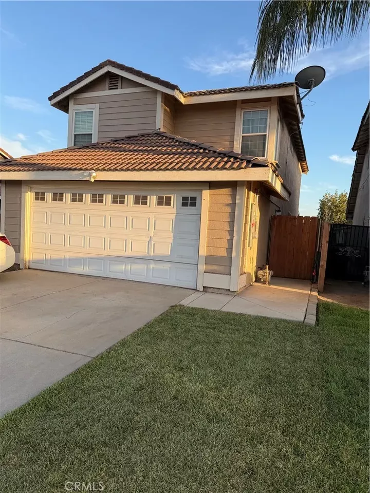Property Photo:  737 E Jackson  CA 92376 