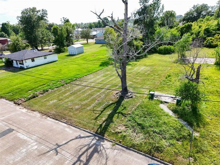 Property Photo: 2500 Ruth Street LA 70601