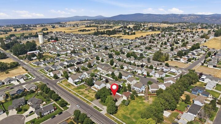 Property Photo:  1616 W Strong Rd  WA 99208 
