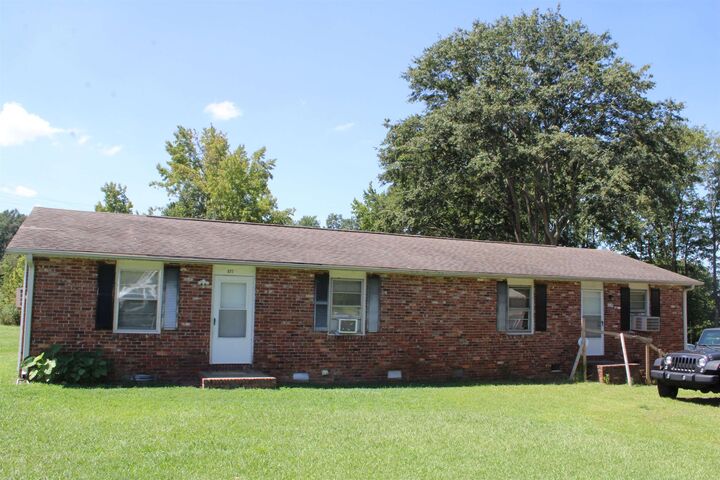 Property Photo:  621 Freddie Drive ***  SC 29303 