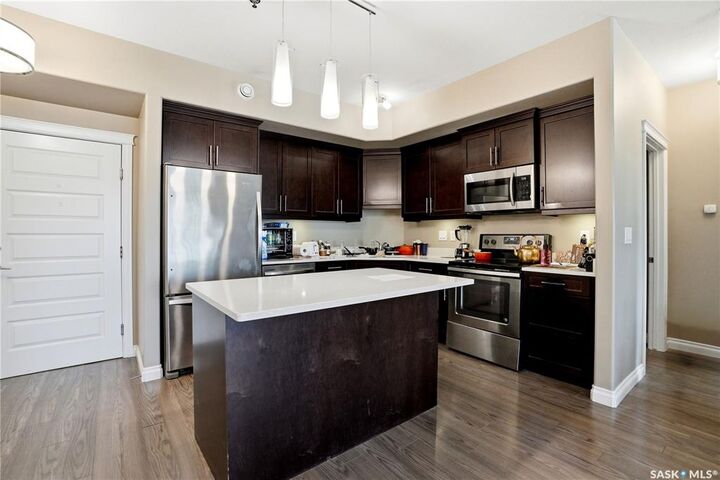 Property Photo: 423 Nelson Road 211 SK S7S 1P2