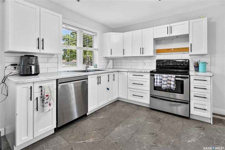 Property Photo:  1249 Grace Street  SK S6H 3C6 