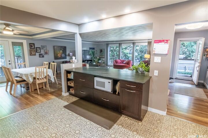 Property Photo: 3708 Lakeview Avenue SK S4S 1H5