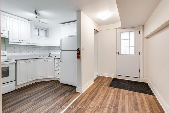 Property Photo:  116 Gillard Avenue L  ON M4J 4N6 