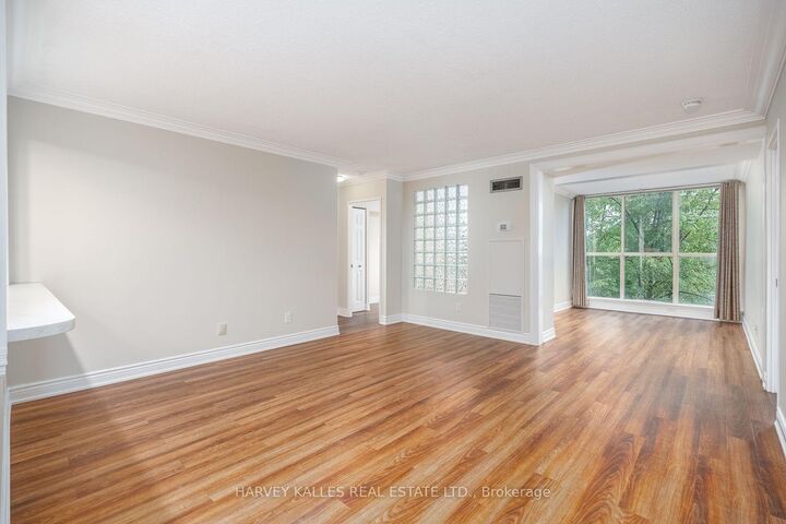 Property Photo: 20 Southport Street 521 ON M6S 4Y8