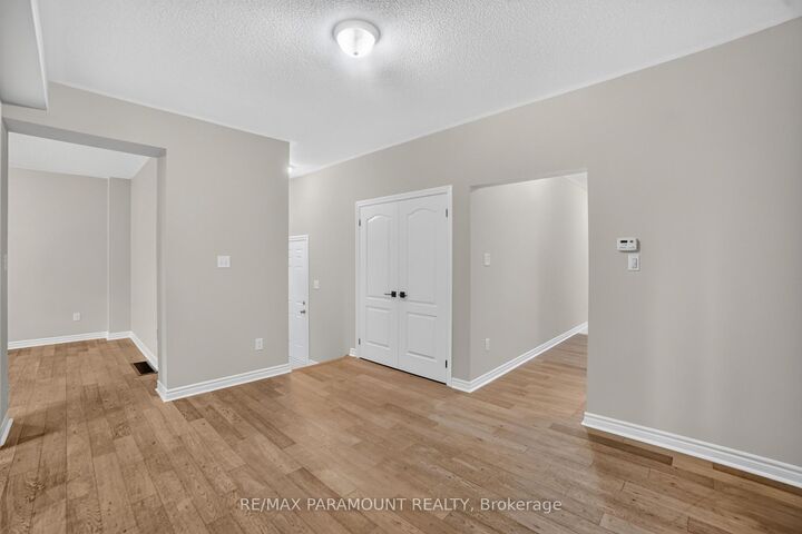 Property Photo:  61 Tracey Lane  ON L9Y 3V2 