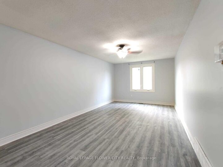 Property Photo:  49 McCrae Drive  ON L3C 6C9 
