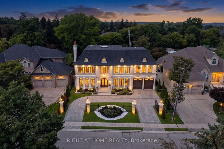 Property Photo: 10 Yongeview Avenue ON L4C 7A4