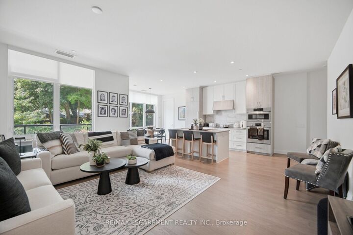 Property Photo:  42 Mill Street 210  ON L7G 0P9 