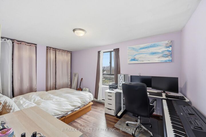 Property Photo: 17 Eldon Hall Place 414 ON K7M 7H5