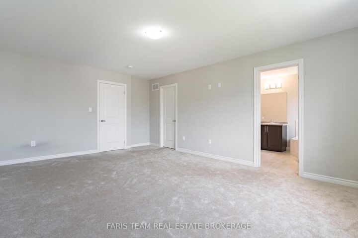 Property Photo: 207 Cubitt Street ON L0M 1S0