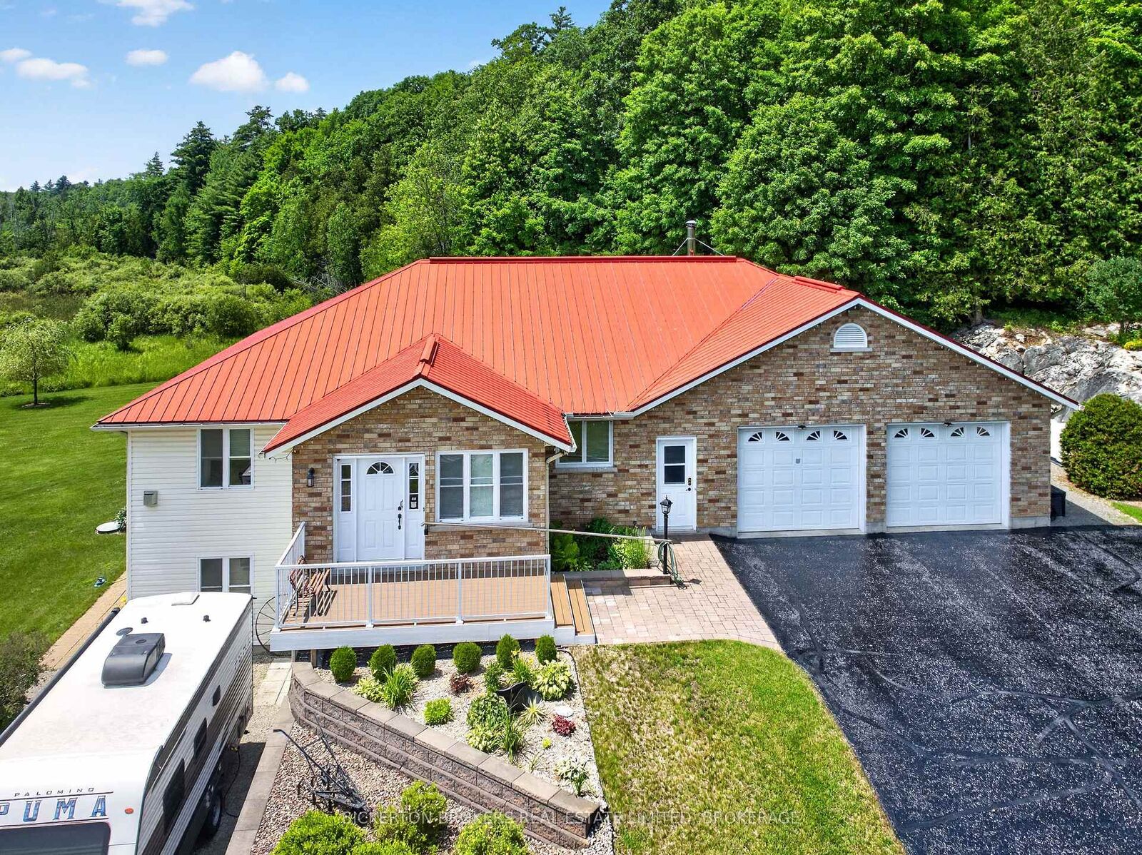 Property Photo:  224 Big Hill Road  ON K0H 2N0 