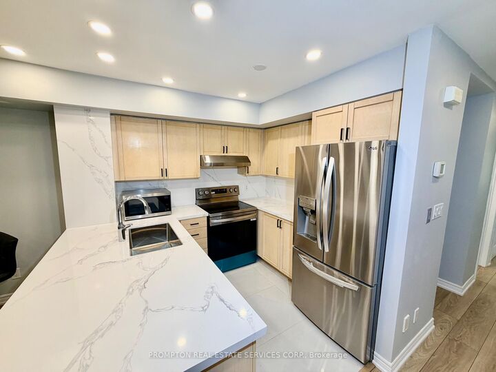 285 Antibes Drive 11 — photo 1