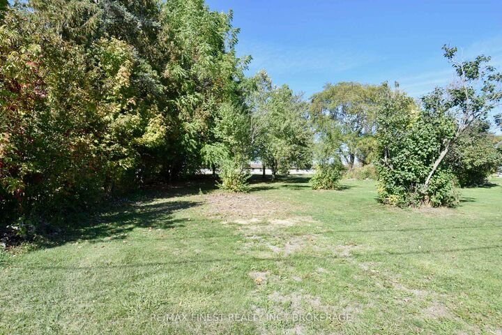Property Photo:  2267 County Road 11 N/A  ON K0K 2Z0 