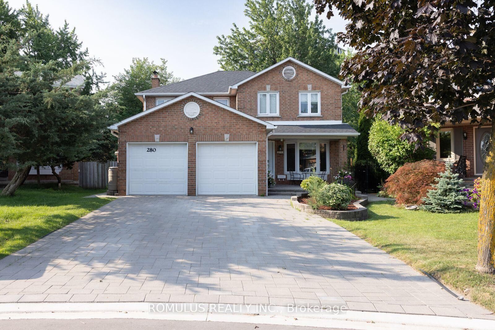 Property Photo: 280 King Andrew Drive ON L4Z 1P8