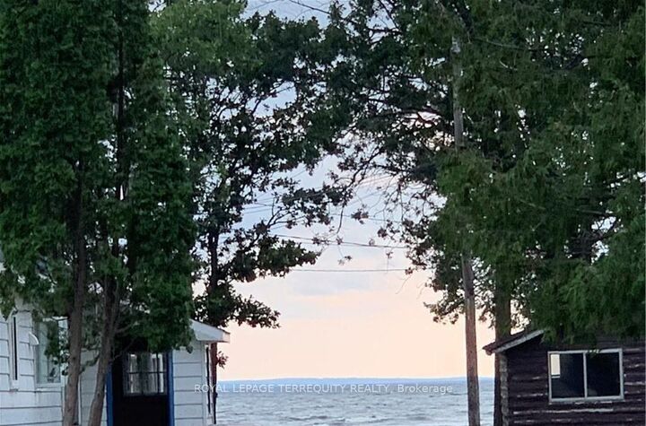 Property Photo: 550 Lakeshore Drive 8 ON P1A 2E6