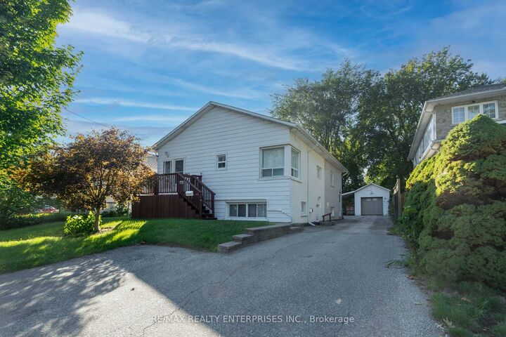 161 Angelene Street — photo 1