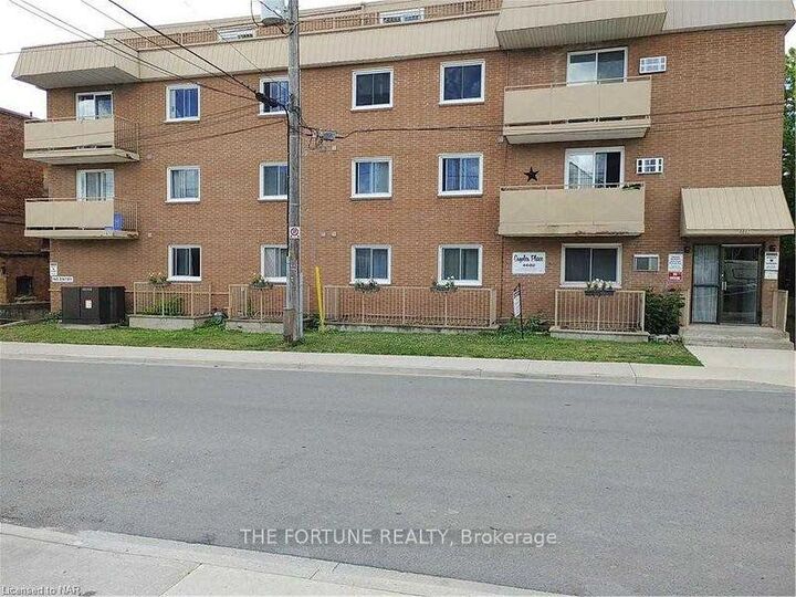 Property Photo: 4692 Crysler Avenue N 304 ON L3K 5V5